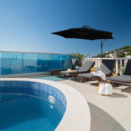 Sunny Hill Apartments With Rooftop Pool 塞莱纳 外观 照片