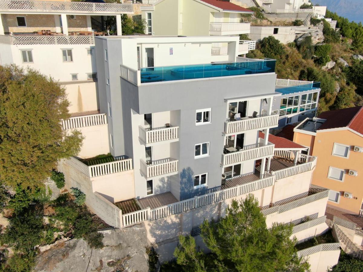 Sunny Hill Apartments With Rooftop Pool 塞莱纳 外观 照片