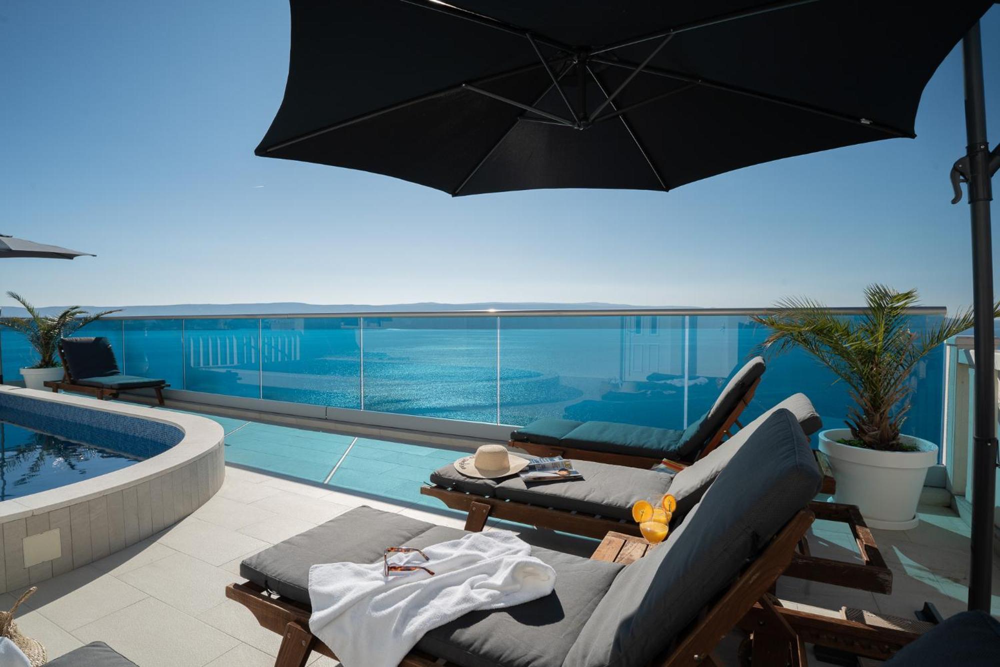 Sunny Hill Apartments With Rooftop Pool 塞莱纳 外观 照片