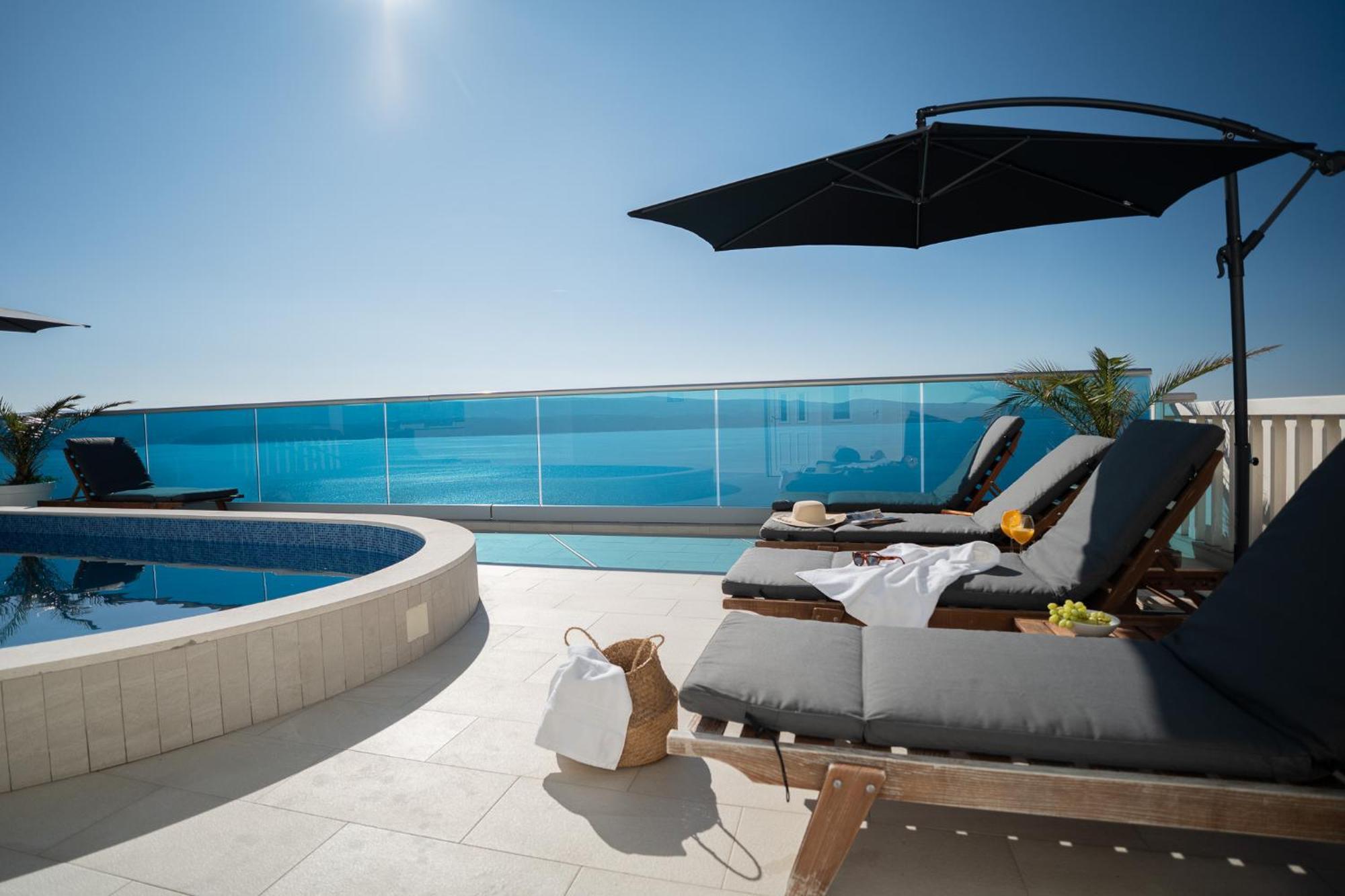 Sunny Hill Apartments With Rooftop Pool 塞莱纳 外观 照片