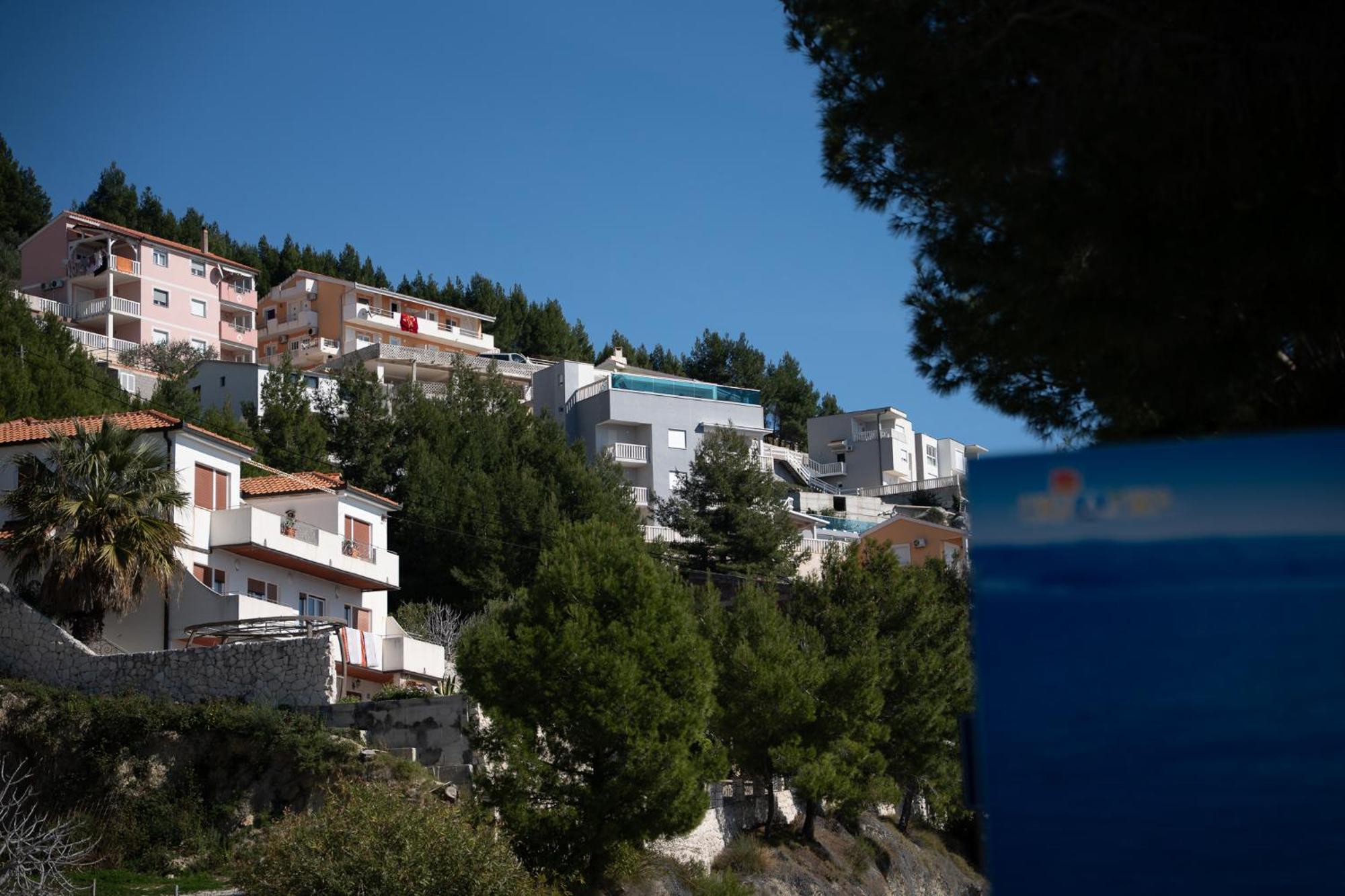 Sunny Hill Apartments With Rooftop Pool 塞莱纳 外观 照片